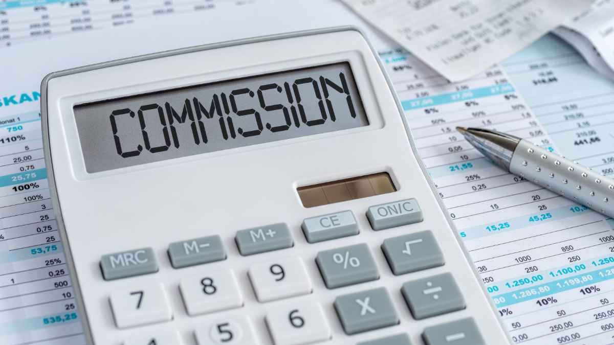 How The New Realtor Commission Affects Flat Fee MLS